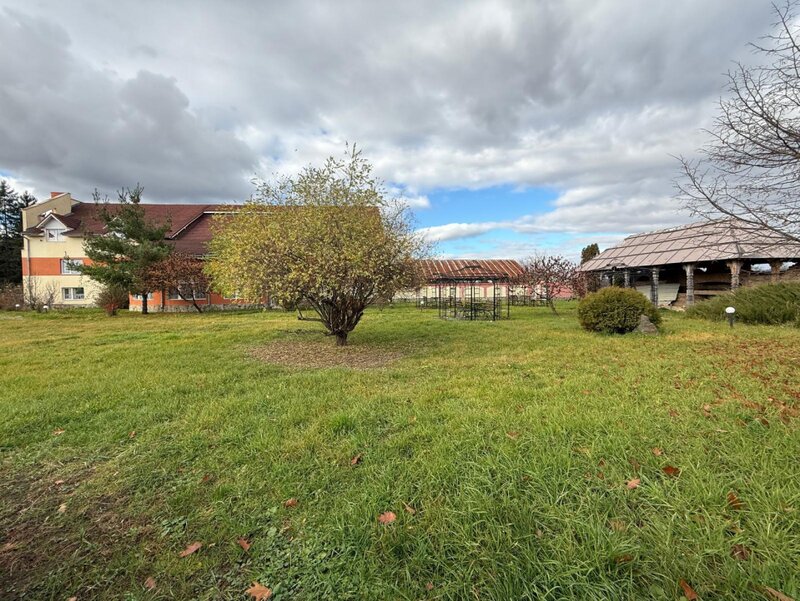 Bogdan Voda, Sighet, investitie fost hotel, clinica, spital, azil.